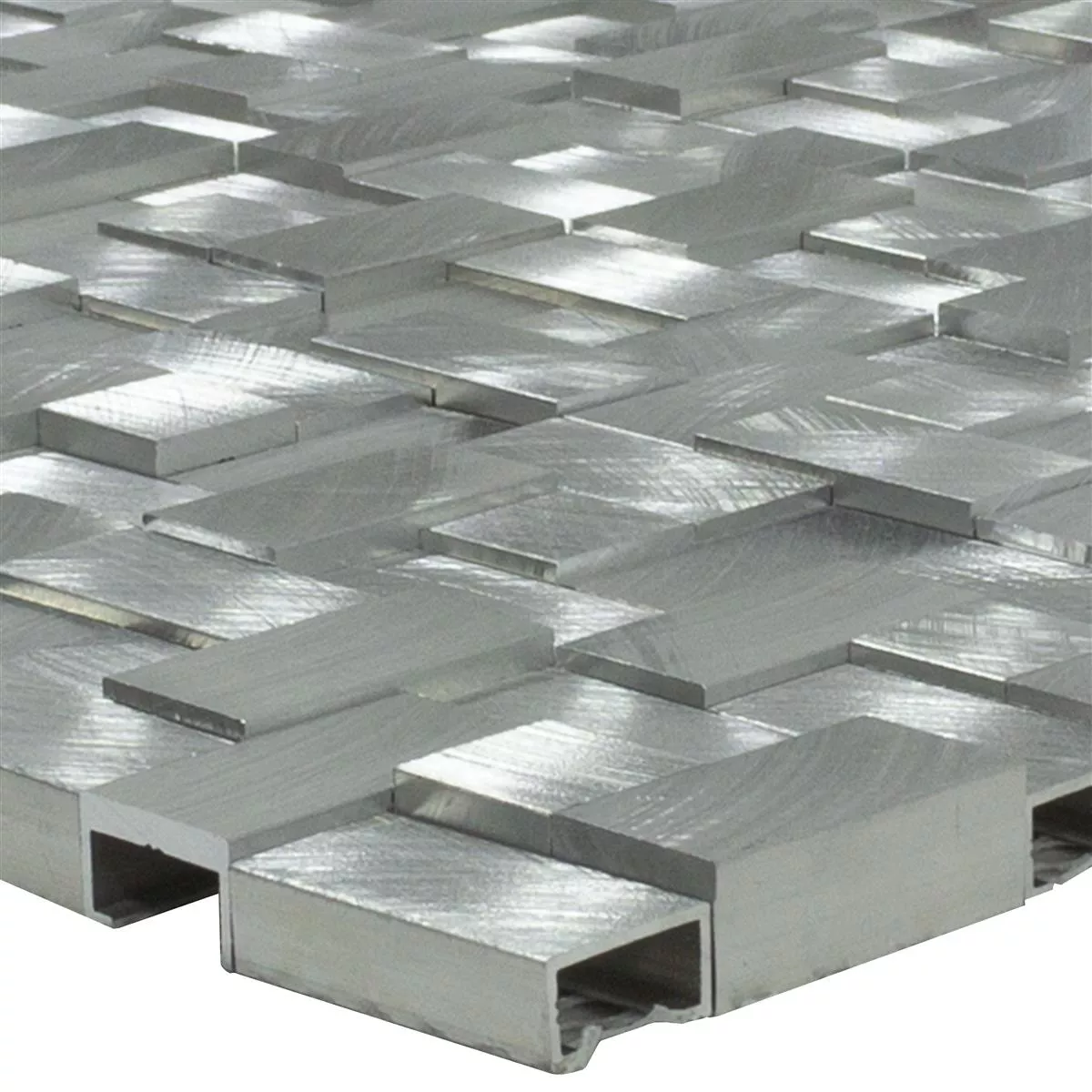 Muster von Aluminium Metall Mosaik Fliesen Quantum Silber