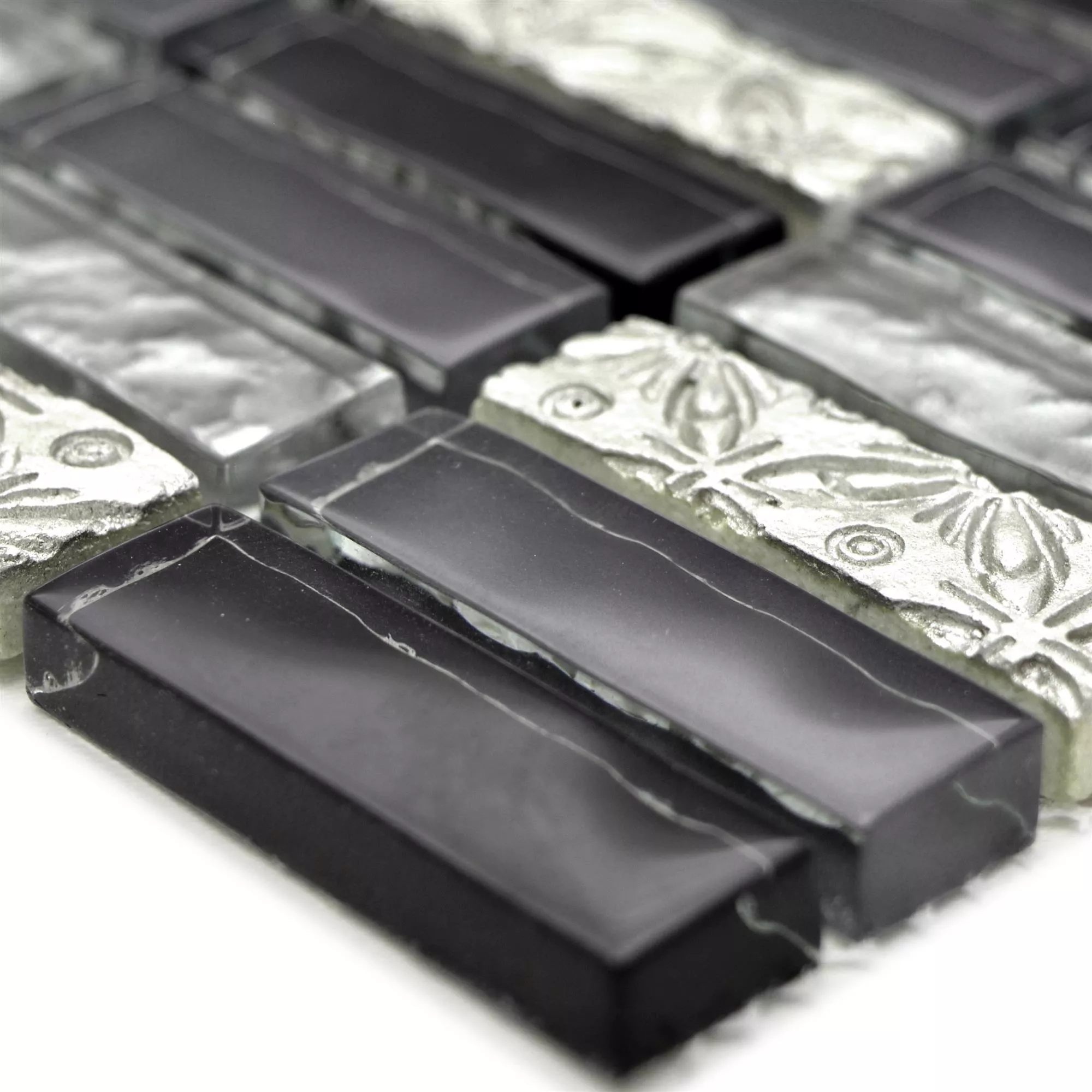 Glasmosaik Natursteinfliesen Conchita Schwarz Silber