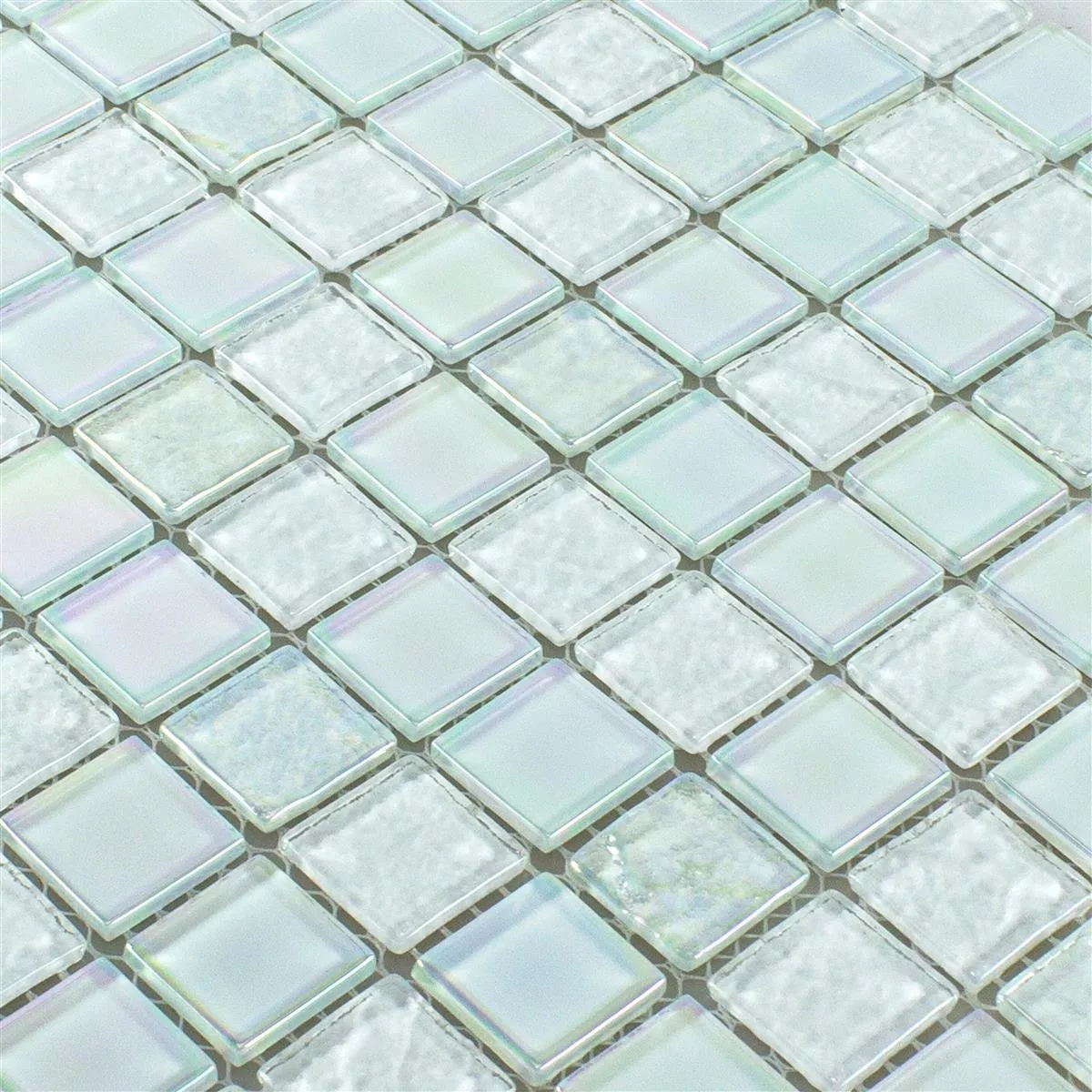 Muster von Glasmosaik Fliesen Perlmutt Effekt Manor Weiß