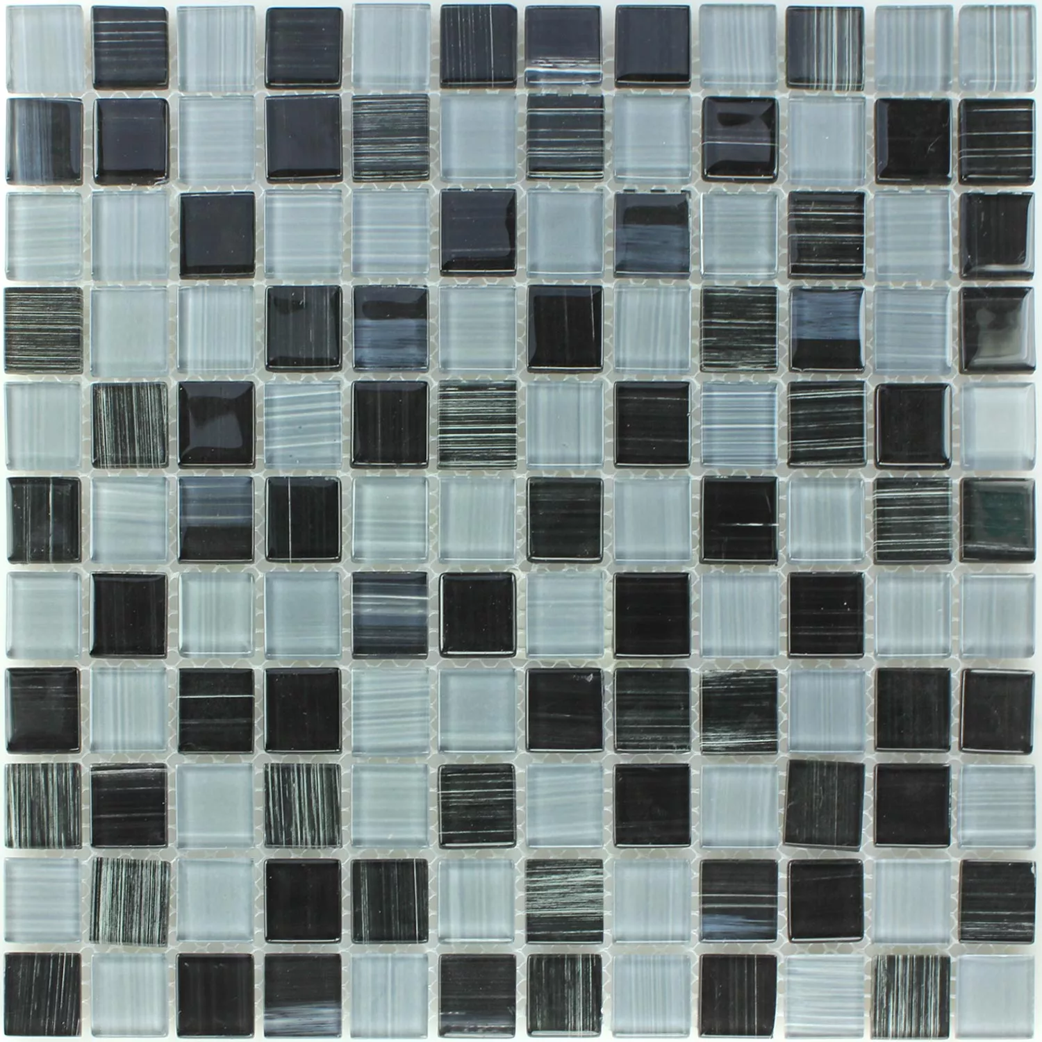 Muster von Glasmosaik Fliesen Schwarz Weiß