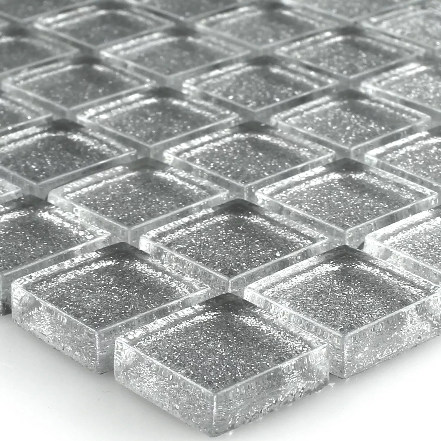 Muster von Mosaikfliesen Glas Silber Glitzer 