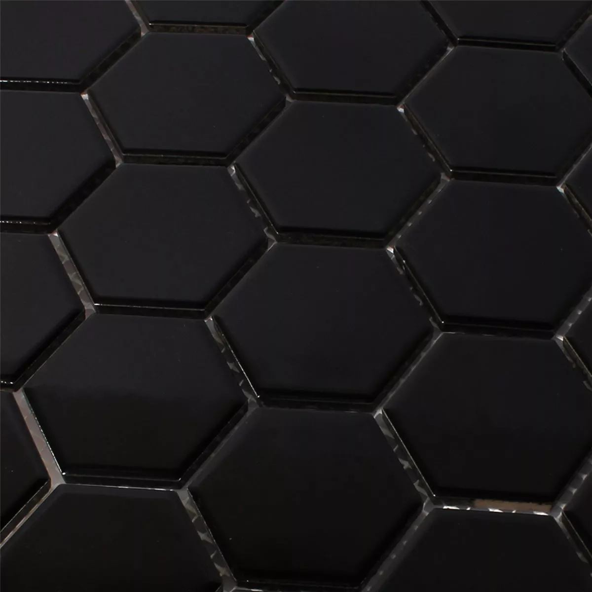 Muster von Mosaikfliesen Keramik Hexagon Schwarz Glänzend H51
