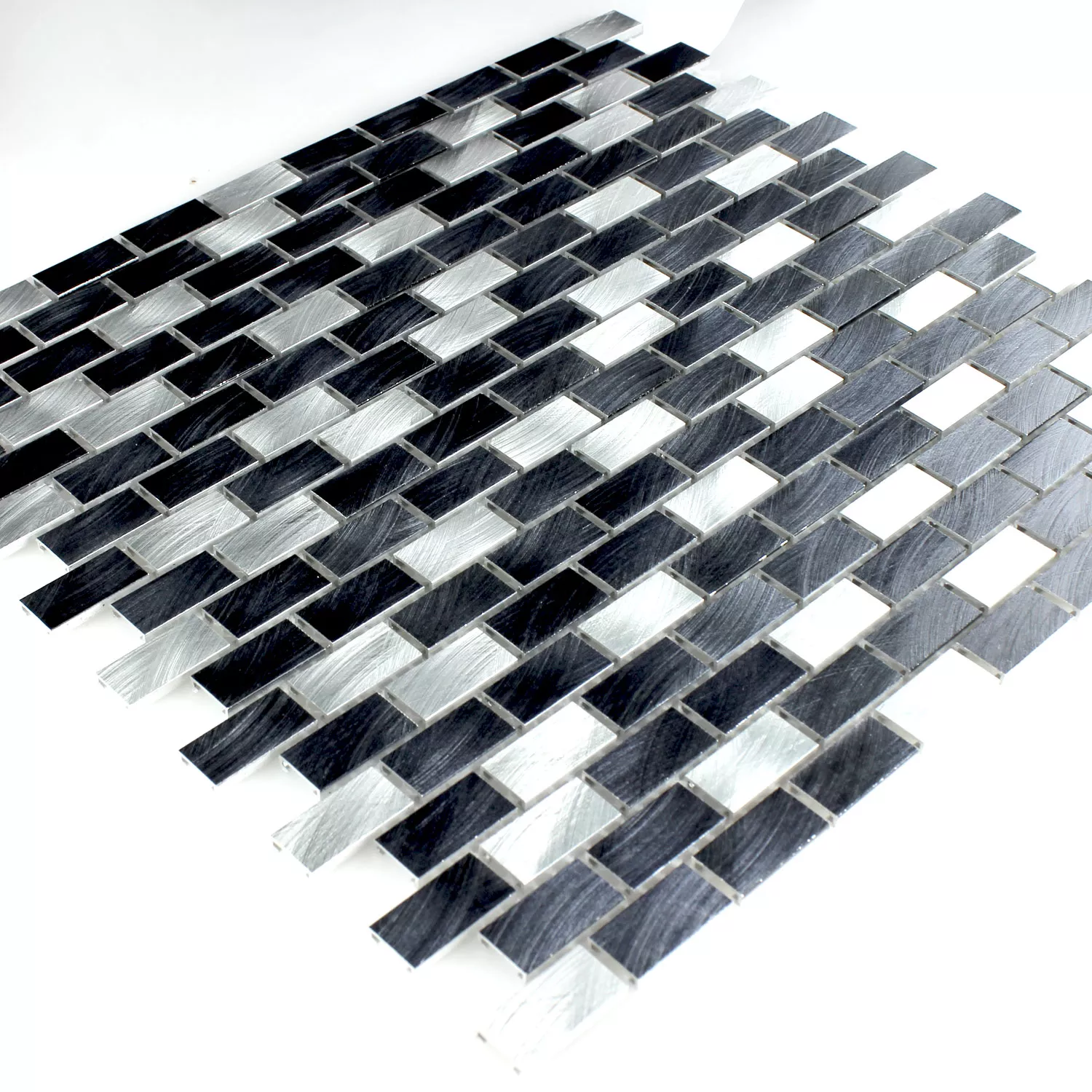 Mosaikfliesen Aluminium Silber Schwarz 15x30x4mm