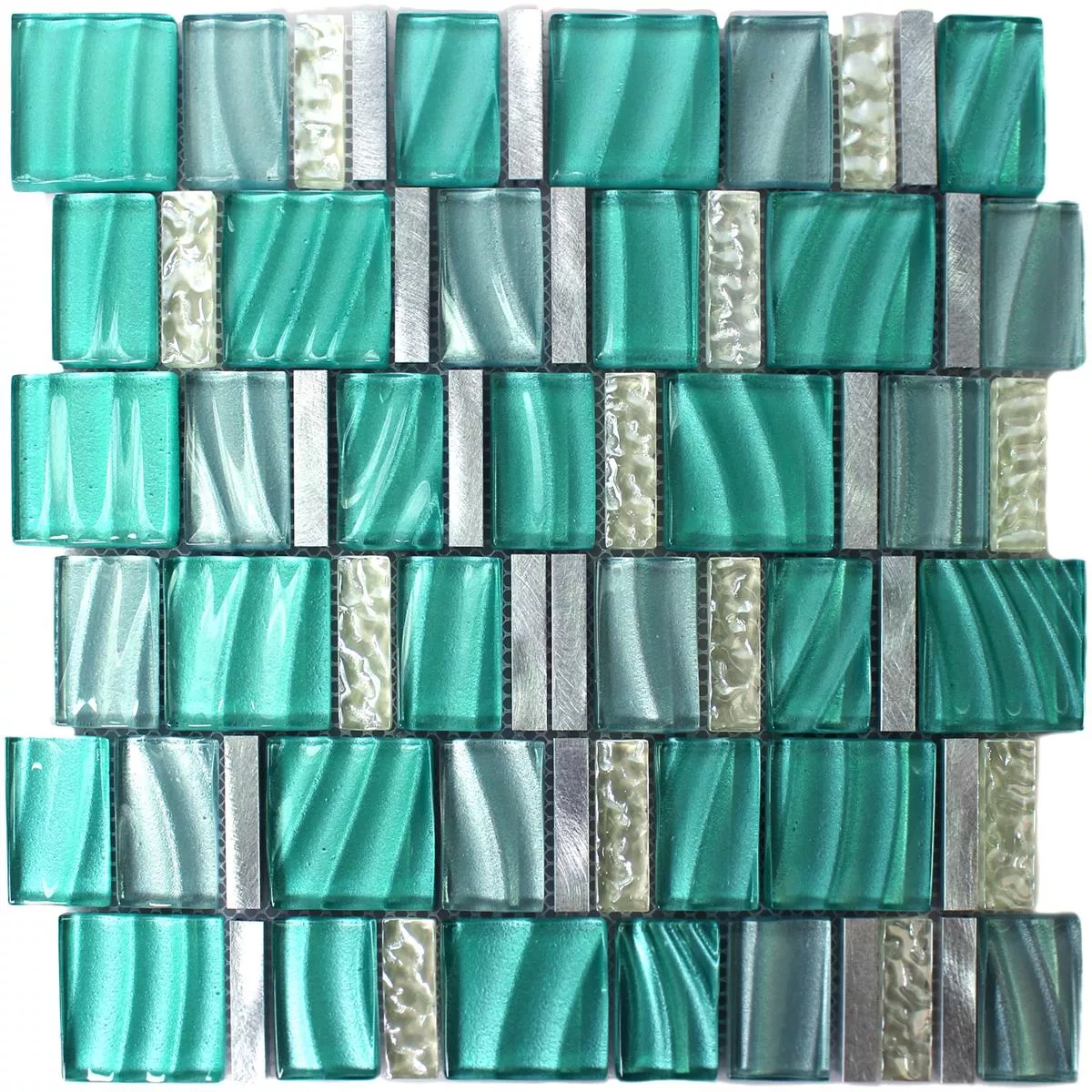 Muster von Mosaikfliesen Glas Aluminium Grün Silber Mix