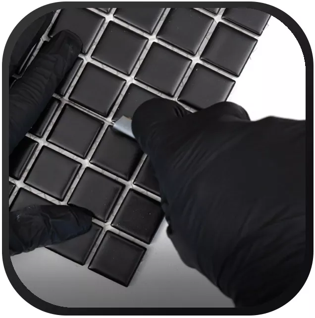 Istruzioni per la posa e la pulizia del mosaico di vetro e delle tessere di vetro Istruzioni per la posa e la pulizia del mosaico di vetro e delle tessere di vetro