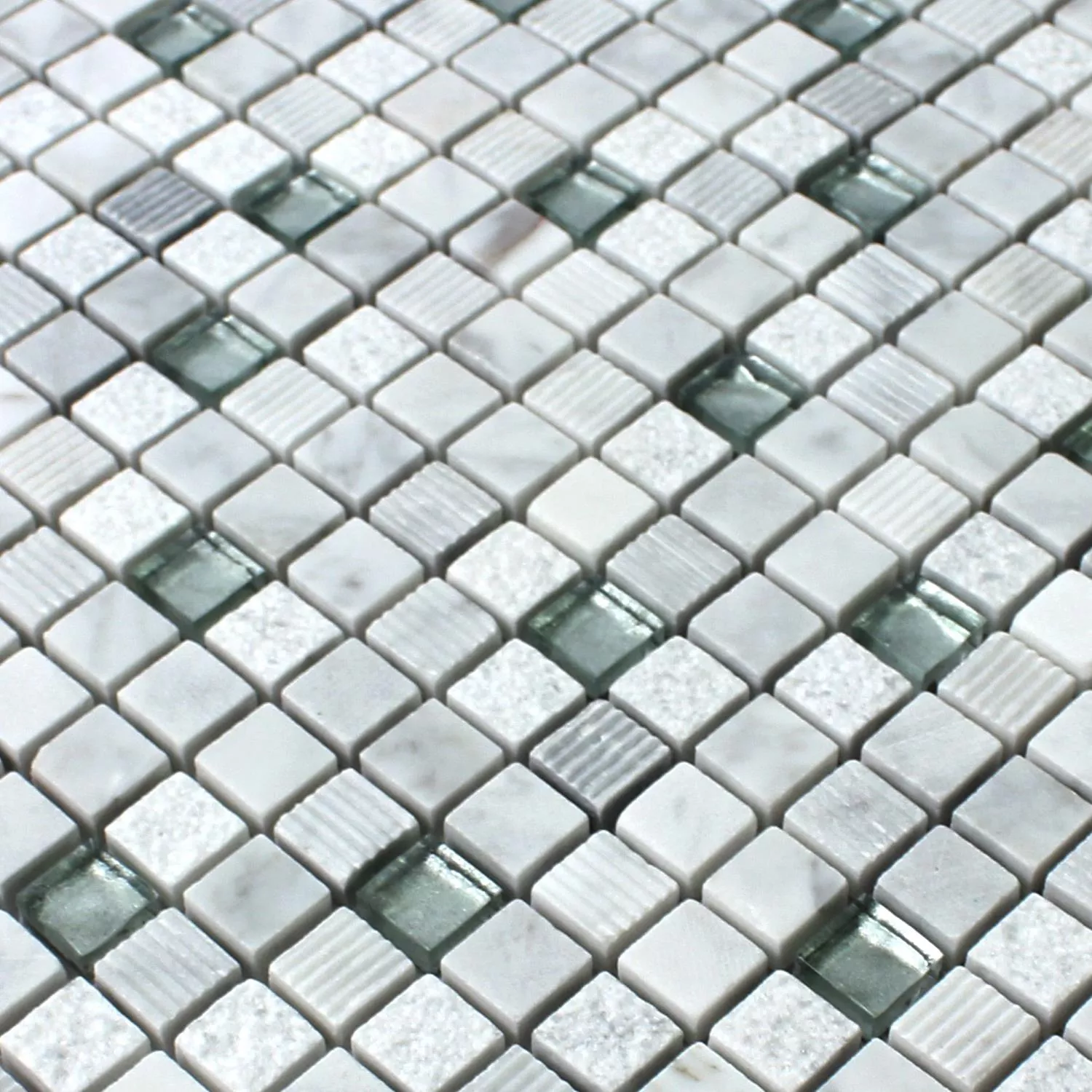 Mosaico Vetro Pietra Naturale Yukon Bianco