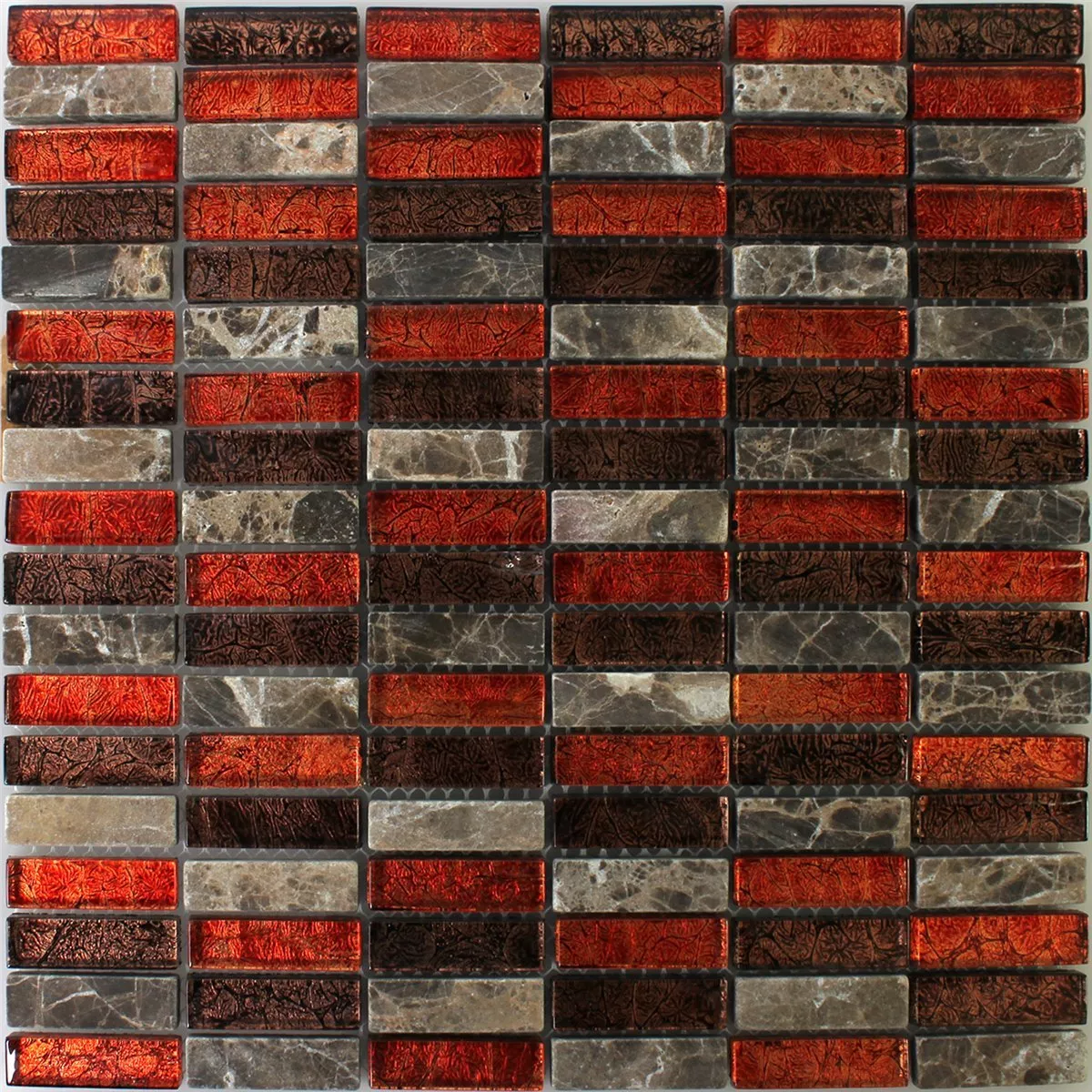 Muster von Mosaikfliesen Naturstein Glas Rot Braun Stick